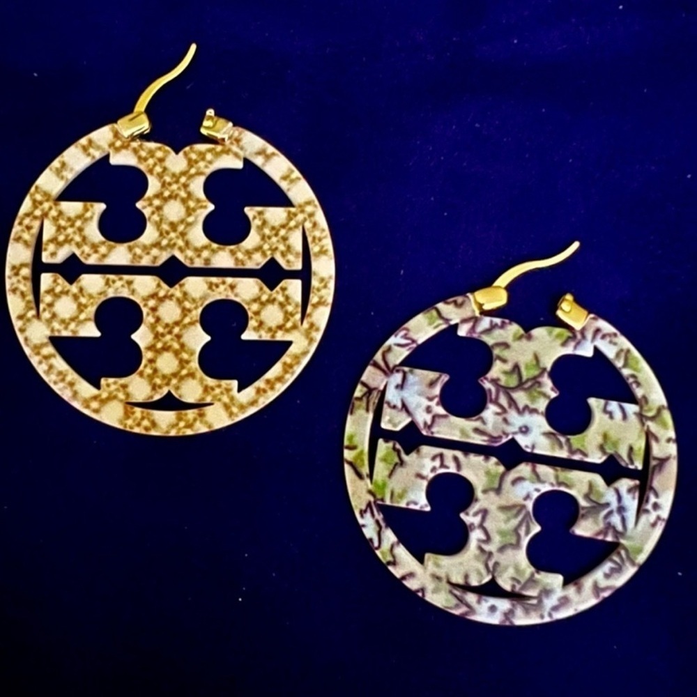 🔥🔥🔥 Authentic Designer Earrings At Awesome Prices To Buy Now & Save Price Firm - Picture 9 of 12
